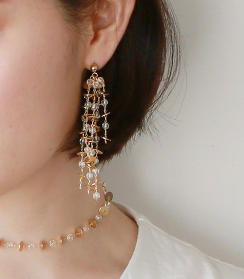 gold shining drop earring-crystal