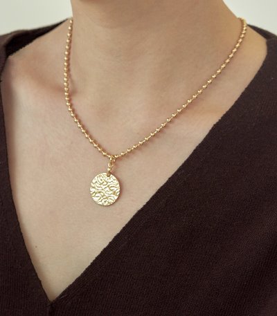 rough circle necklace-gold